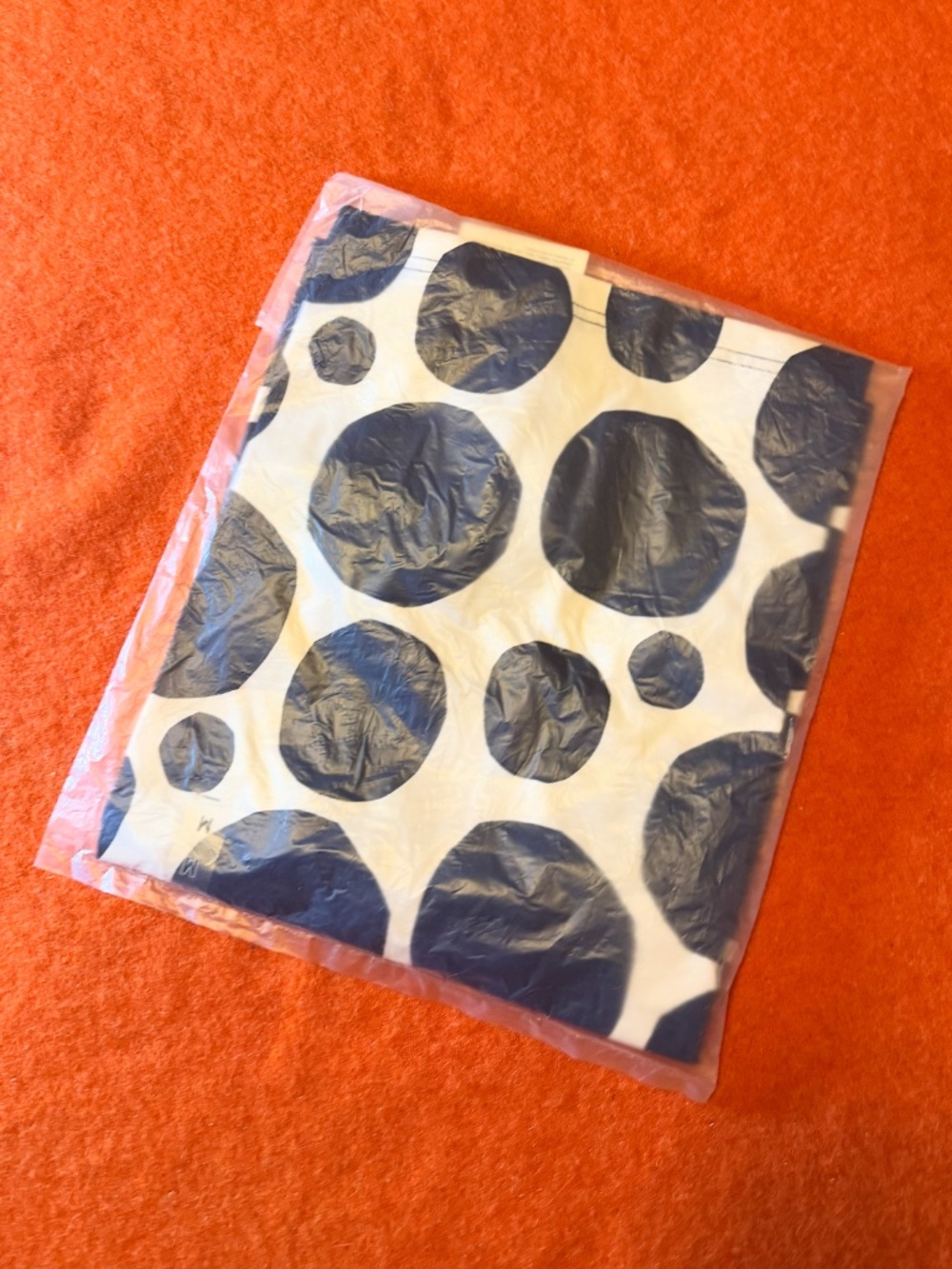 Marimekko Kivet and Uniqlo collab navy polka dots short sleeve tee NWT - Picture 6 of 7